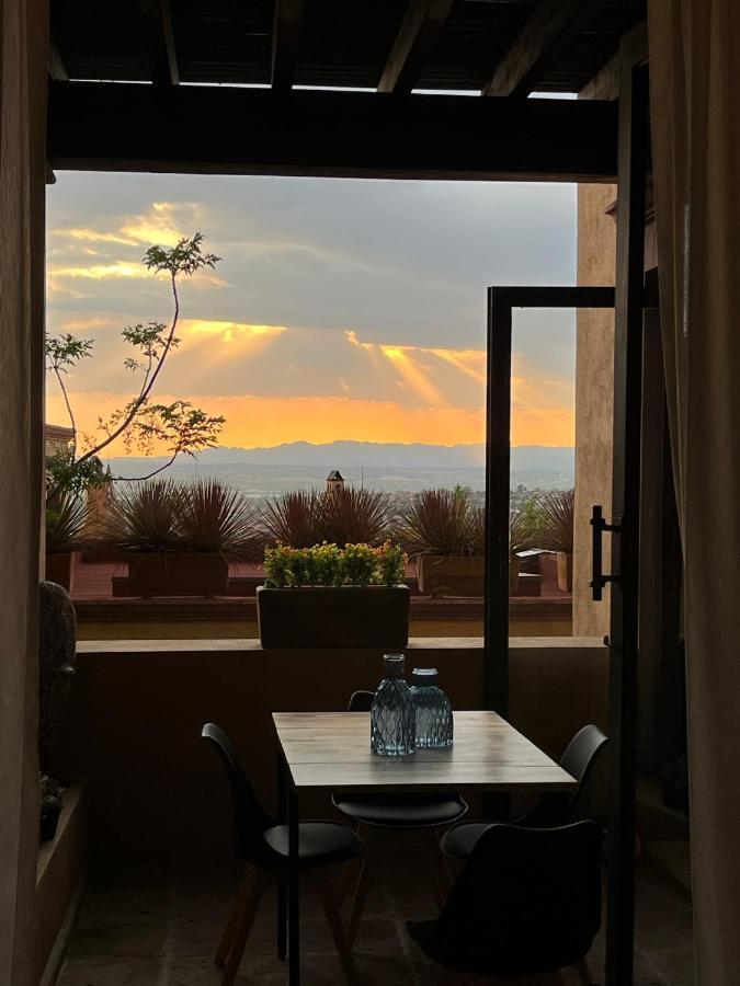 Cousy Condo In The Historic Center Of San Miguel De Allende, Incredible View, Pool, Bbq, 3 Blocks From The Main Parish San Miguel de Allende Exterior foto